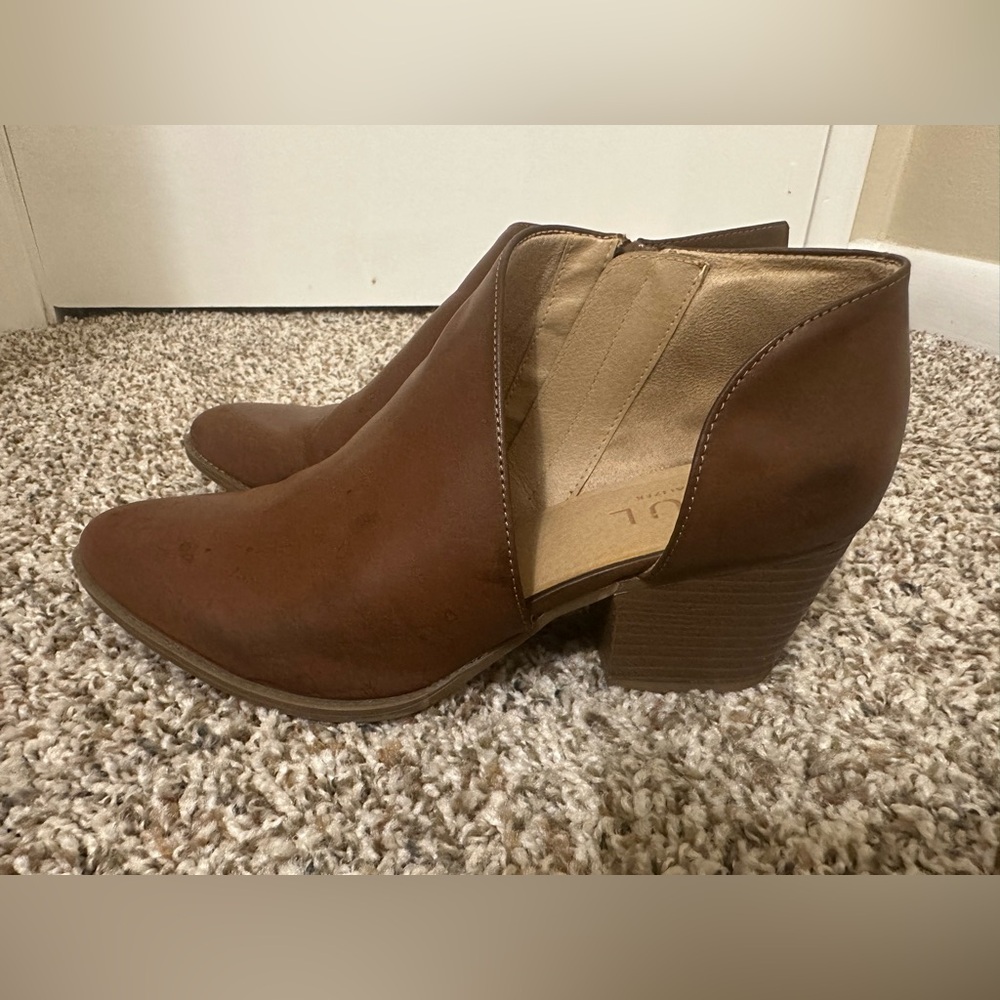 Naturalizer Brown Suzette bootie